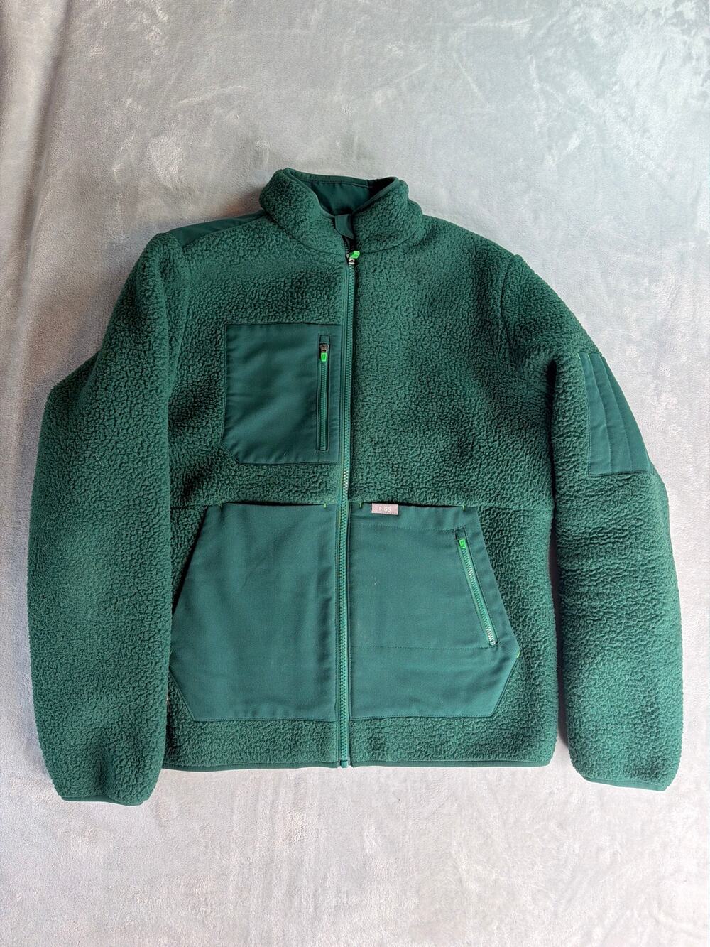 FIGS On-Shift Sherpa Jacket Green Full Zip Fleece Scrub Coat large